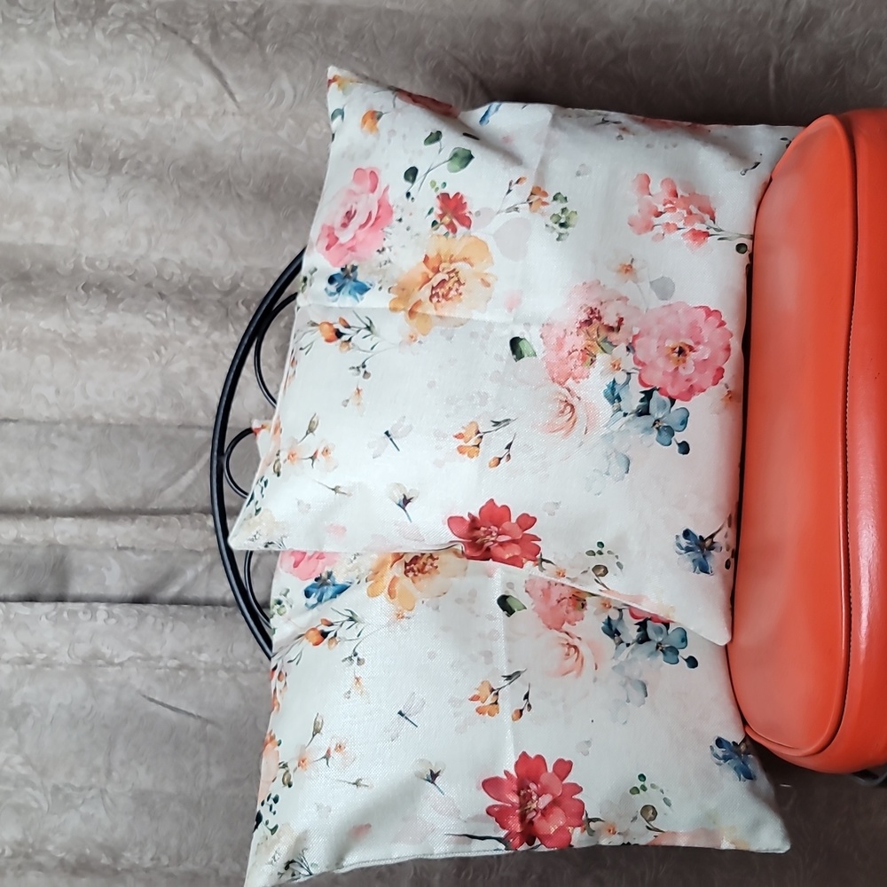 Set of 2 (two) rustic floral pillows 18x18